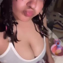 tetona insta