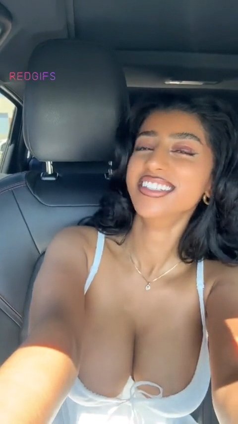 Sexy Desi Driver #l1GL6YnU