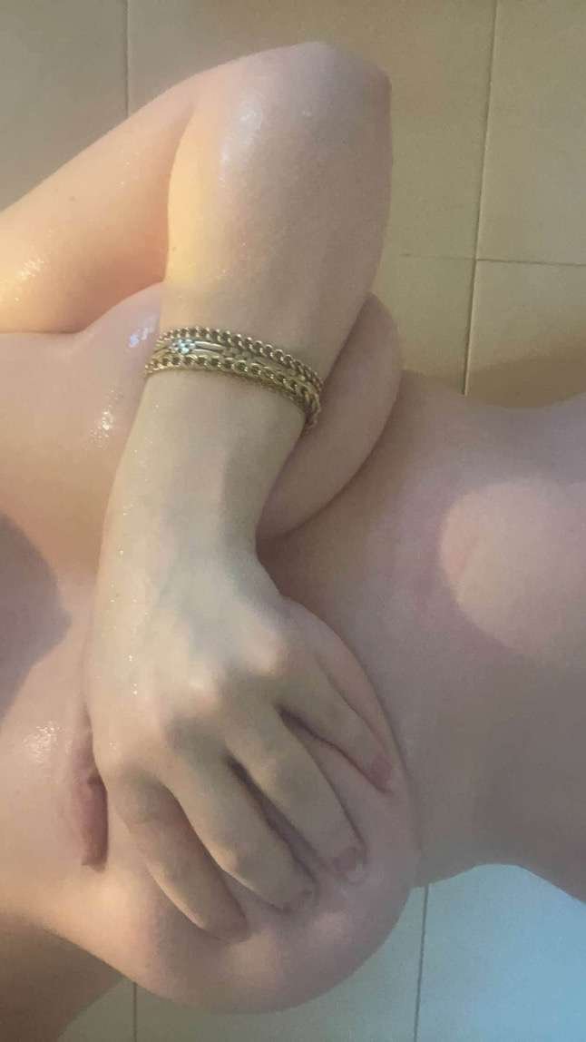 24 year old slut UK slut Hannah #L7I5Llae