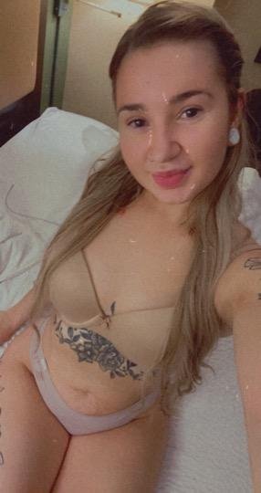 25 year old Nicole escort in INGLEWOOD LAX AREA CENTURY #lEcb9YvK