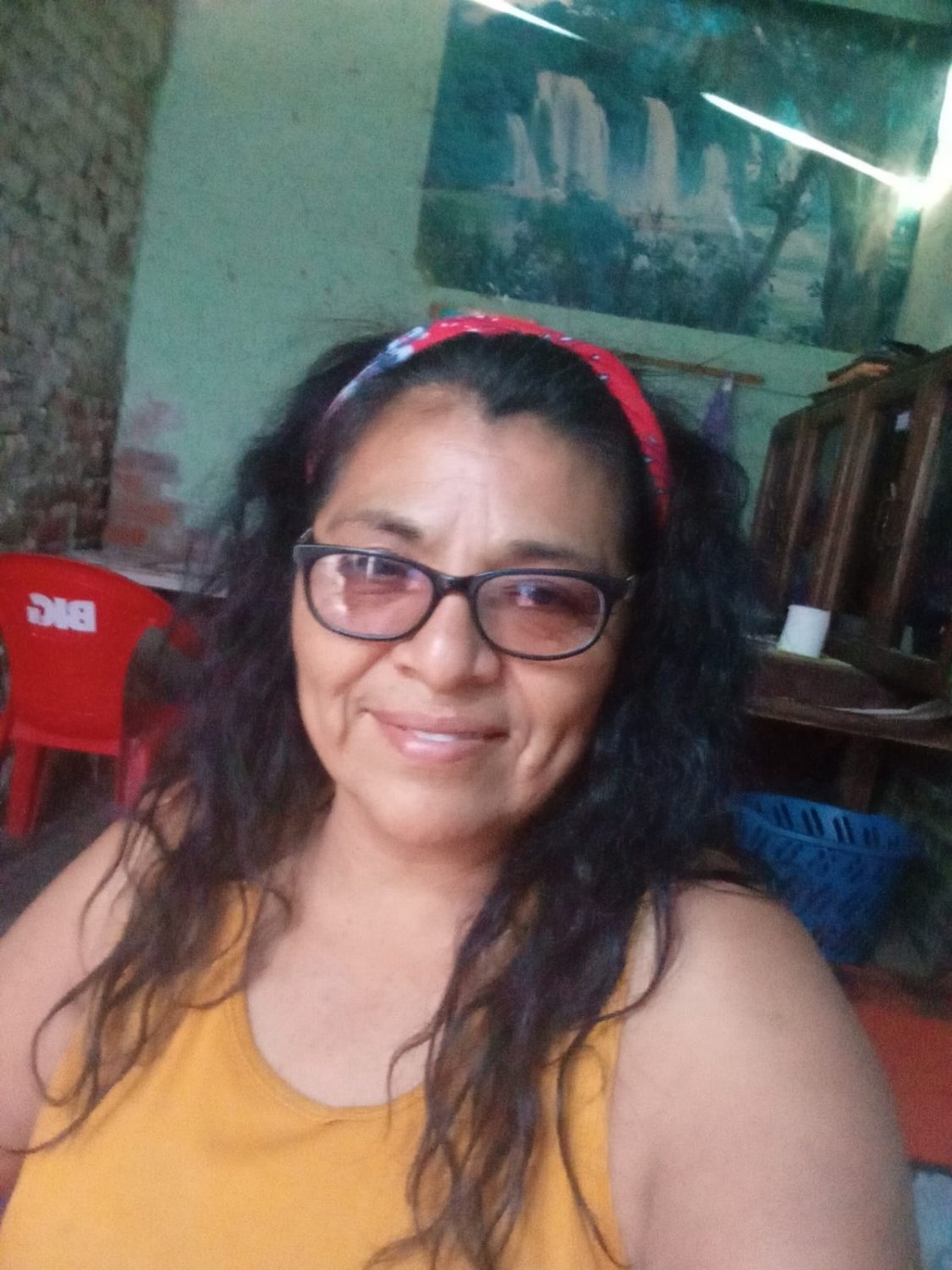 LE Ofrezco DINERO A LA MAMÁ DE MI AMIGO PARA REVENTARLE EL SAPO 💵💵.. ENORMES TETAS DE MILF MORENA #lfQKTUEe