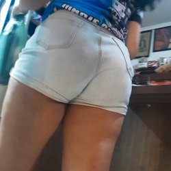 Candid girl