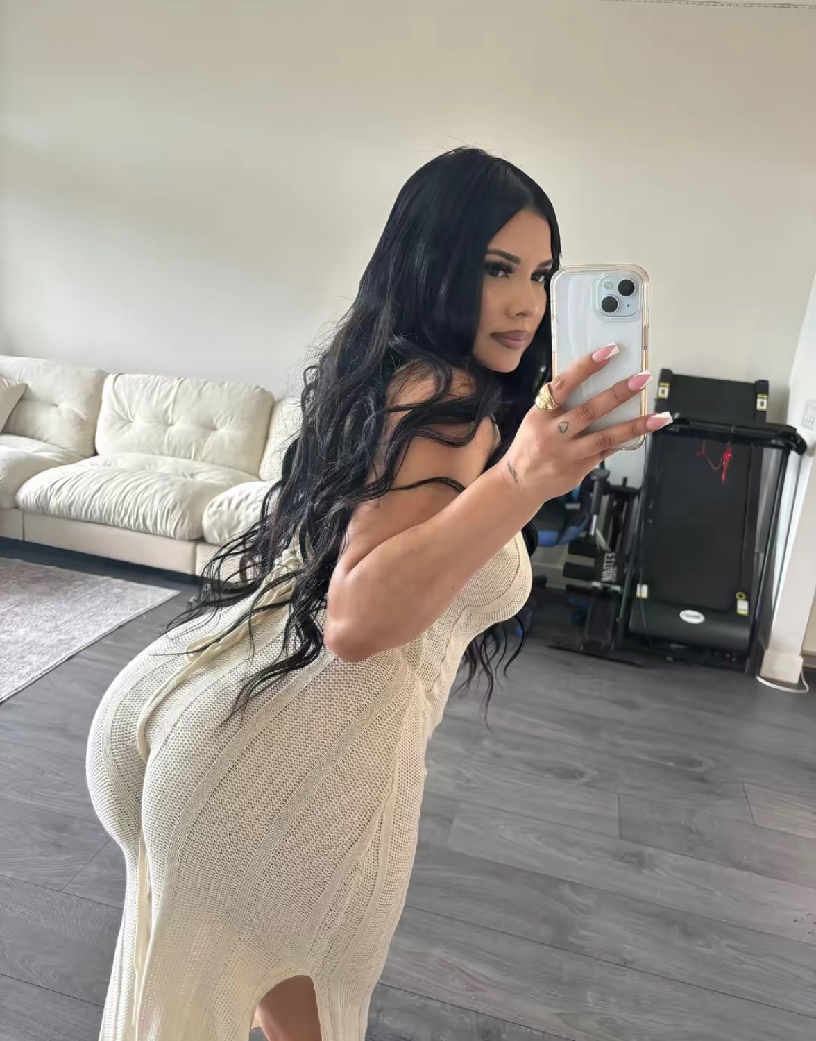 fat ass latina 😵‍💫 #LiVYsElQ