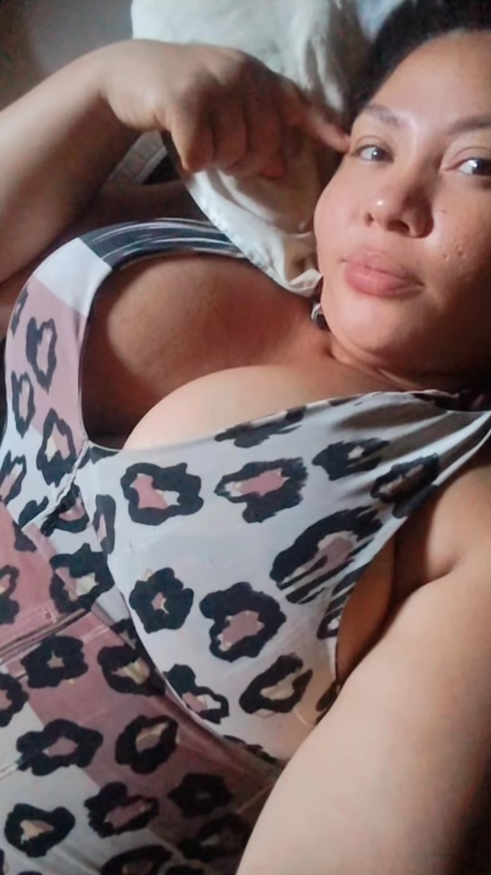 Minha tia #LkfTmTHk