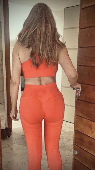 Thick huge ass Gilf #LKXQVs3i
