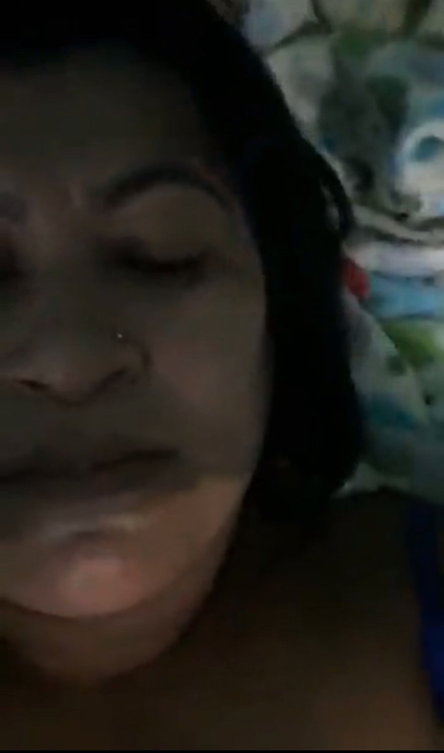 Coroa gorda preta mandou vídeo alisando a buceta e chamando o negão 😈🍆 #LoDfUWOn