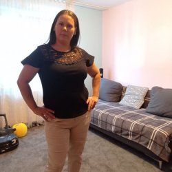 MILF Showing Off