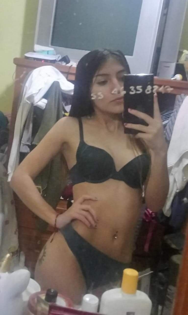 Flaca  amateur  cachonda #luVNs75r