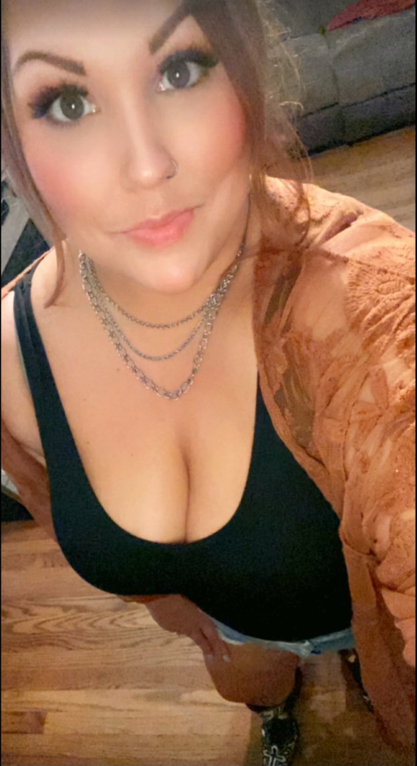 Guy submitted his friend's wife because she is gorgeous. Tiffany Kentucky #Lx2YyW7P