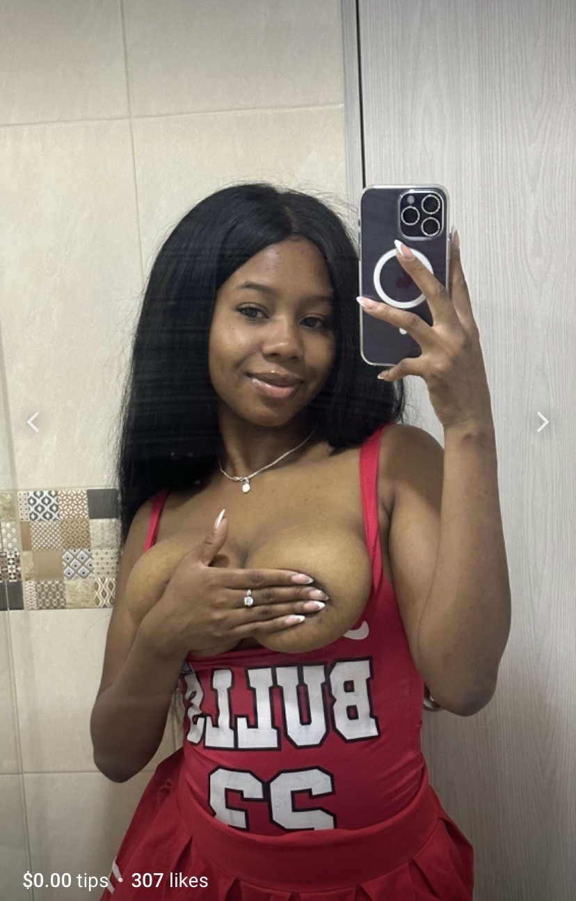busty cheer giulia leaked #lyM1KisG