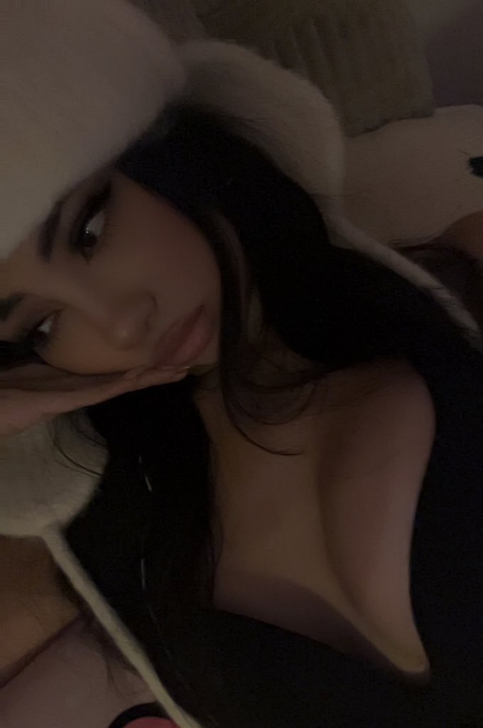 cute asian teen #1 #MCrihWiB