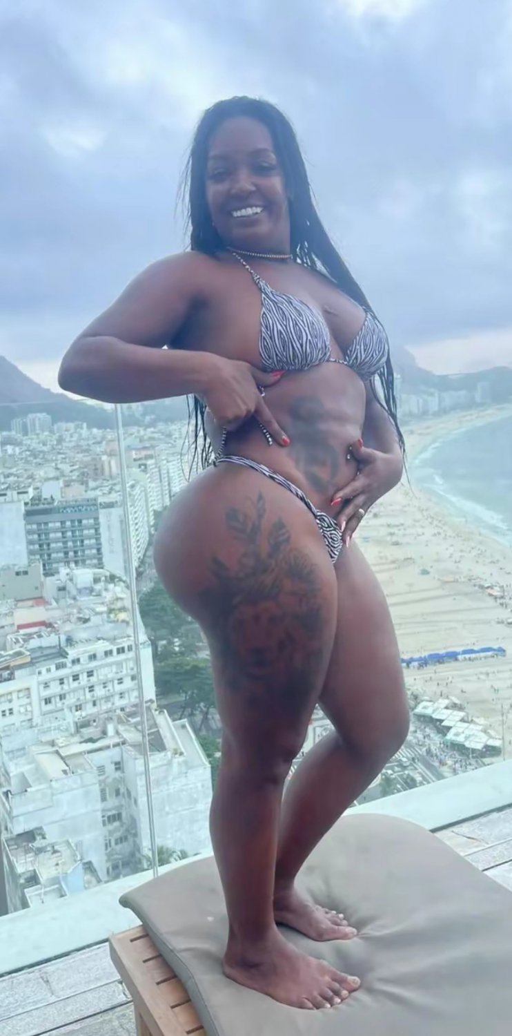 Nwgra coroa um absurdo de gostosa #mDhjkn9X