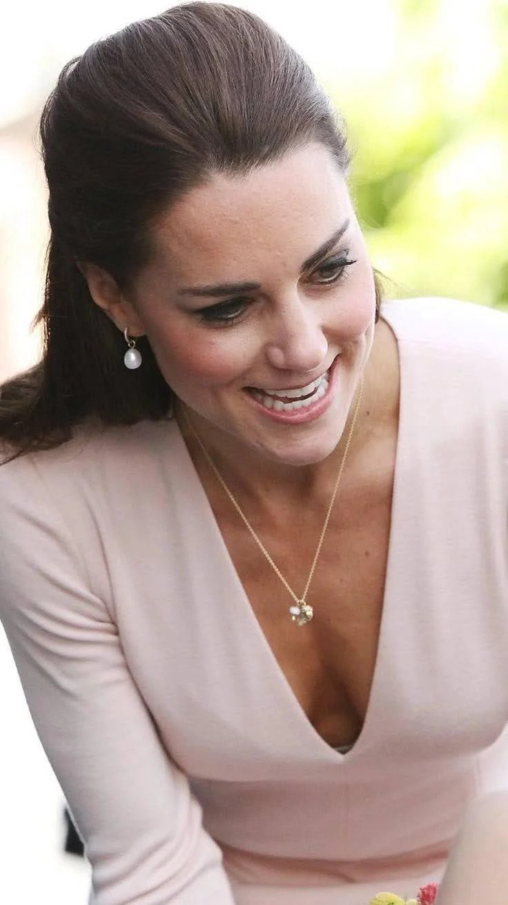 The Elegant Kate Middleton. #mGlI1ls0