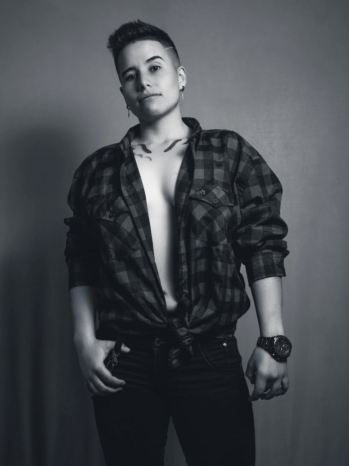 Short Hair Tomboy Colombian Columbian Latina Dyke Stud Butch Lesbian Cams P2 #MOwHvzEa