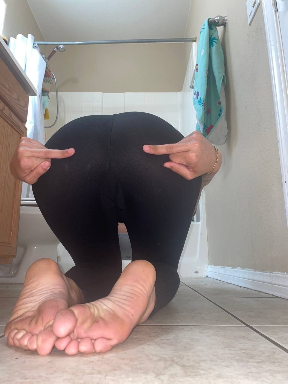 part two of my newest slut😈 #Ms76qZpV