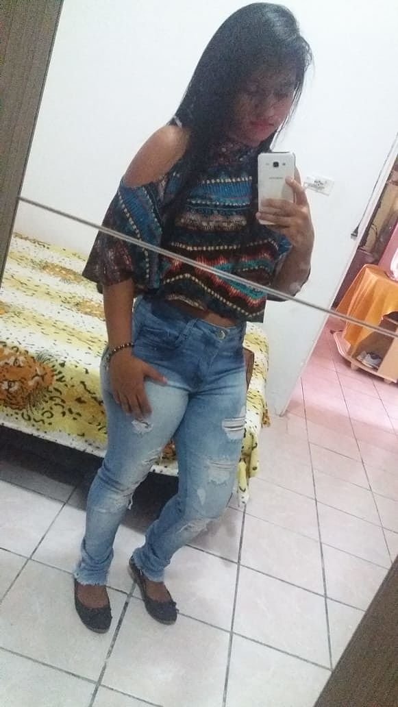 Morena se masturbando #mtO00Pxn