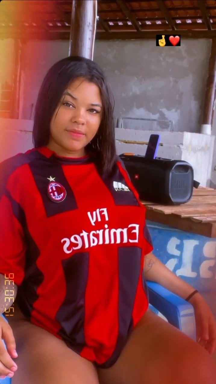 mxwg8b3m Novinha morena cavalona #MXwG8B3M