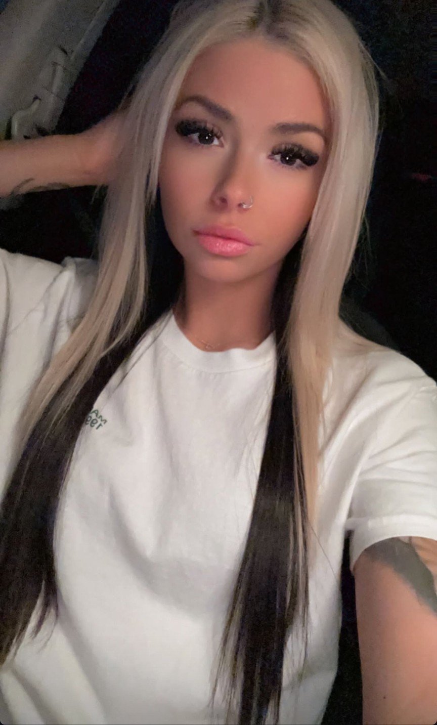 Sexy slut #mZNQdDq9