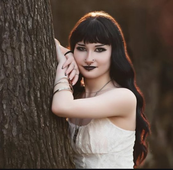 Is Sheri Lyn a goth whore? #nEBB1ls7