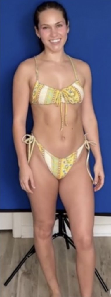 Maria, 21, Latina undresses showing hot body off #nG73T8eC