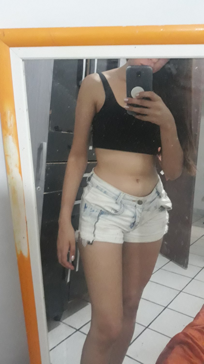 Comeu a magrinha de casa e a peituda #Nhj87v2x