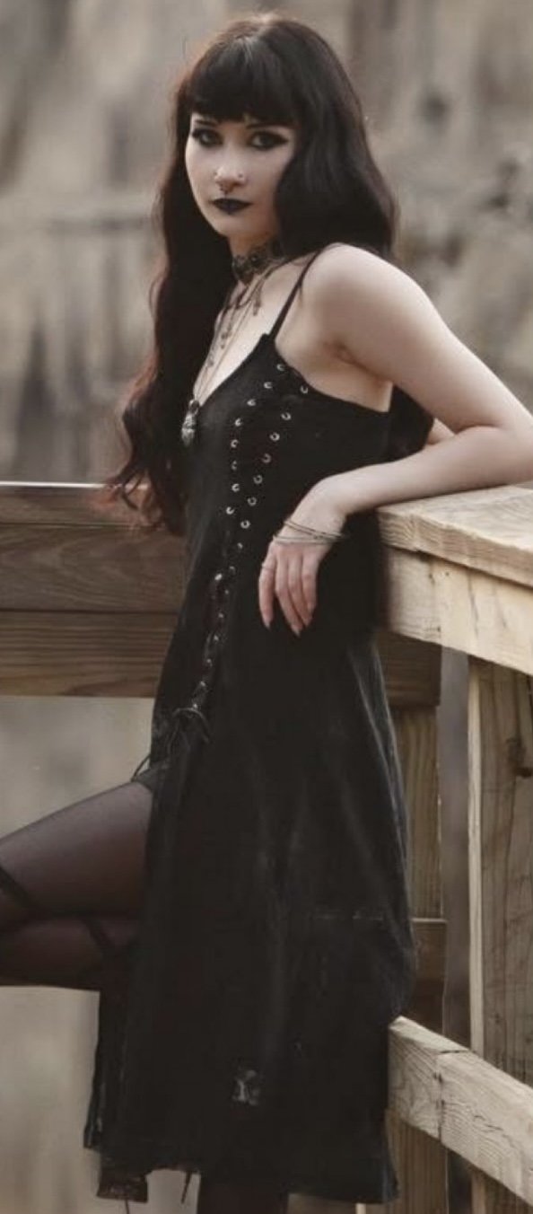 Is Sheri Lyn a goth whore? #nL047xOC