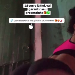 Aninha puta dançando