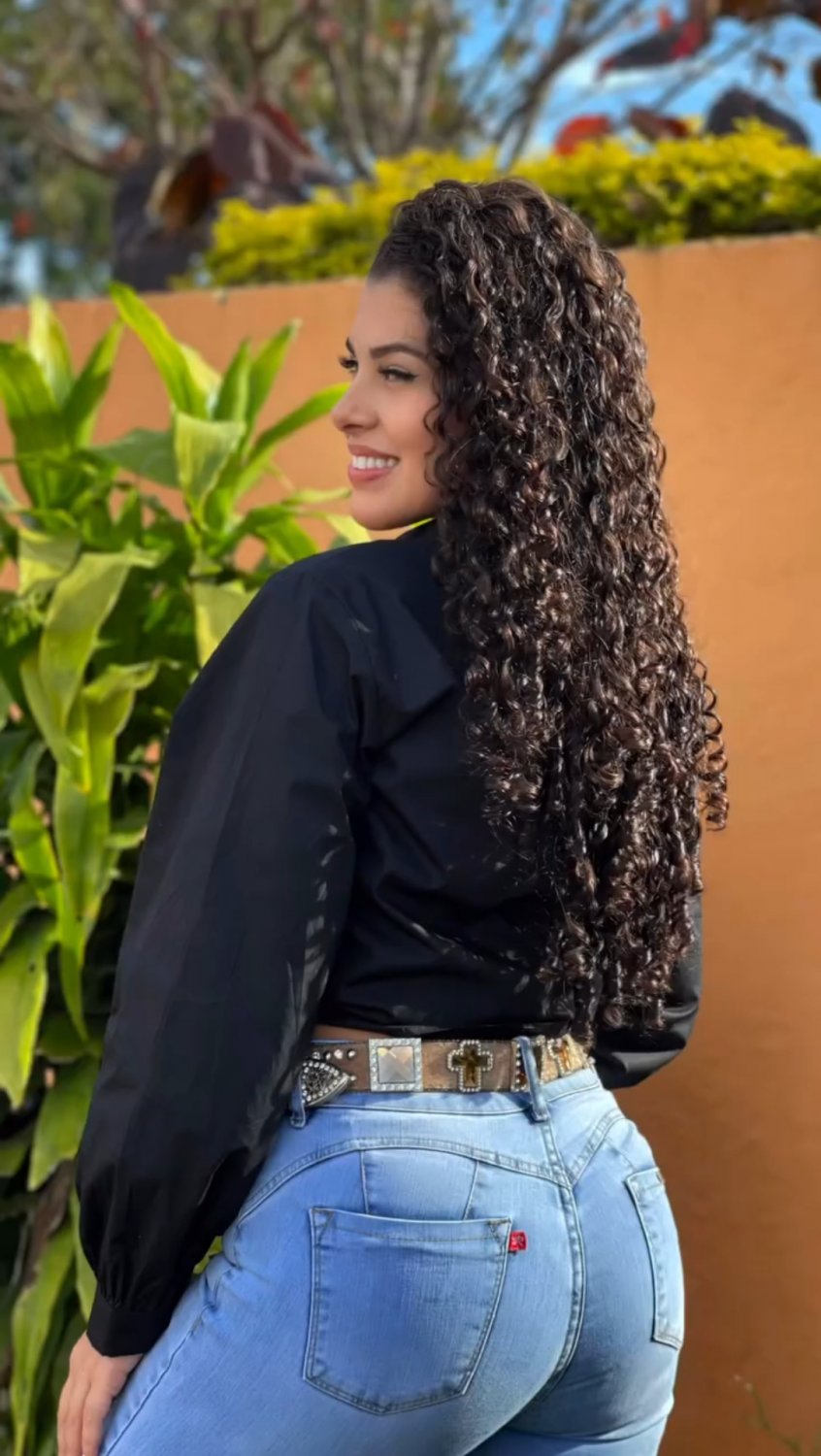 Delícia de mulher 😍😋 #noakcMuH