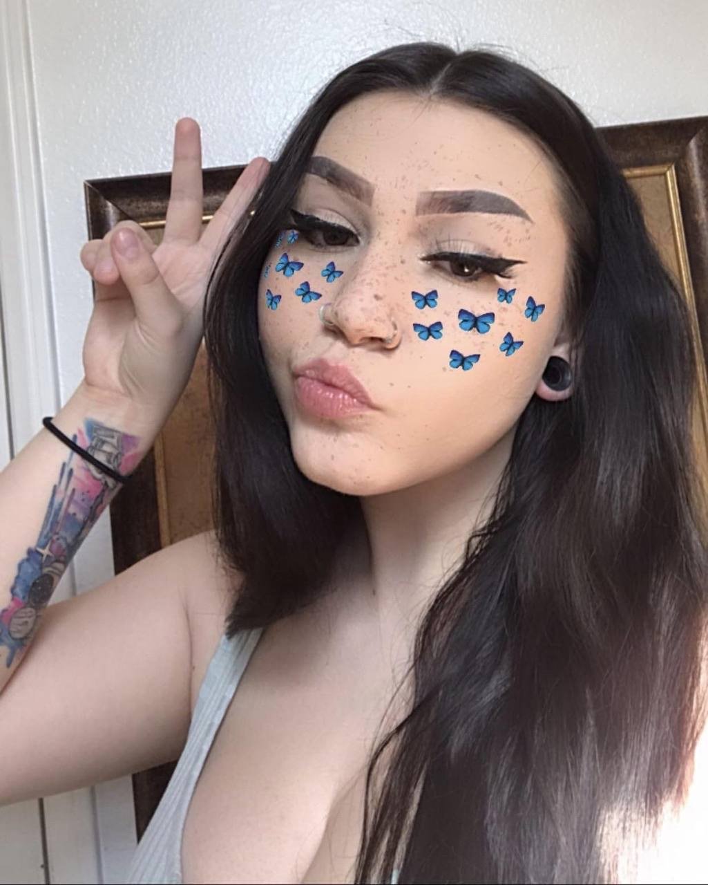 Wanna make my irl a webslut #npb7PICk