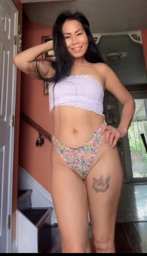 ELMA MILF #nPiGAcAq