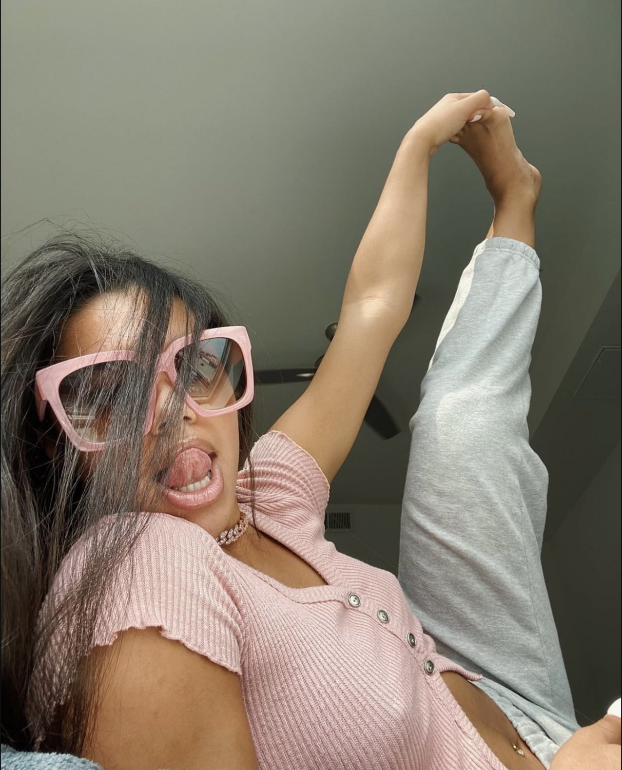 TINY lightskin is the sexiest bitch IVE EVER SEEN #NTkBCmrN