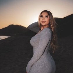 tetona u bonita