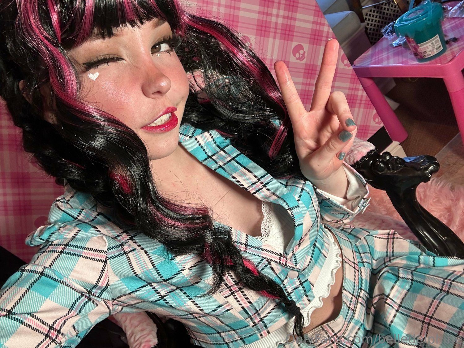 Belle Delphine March Set 5 #NZfKA4IB