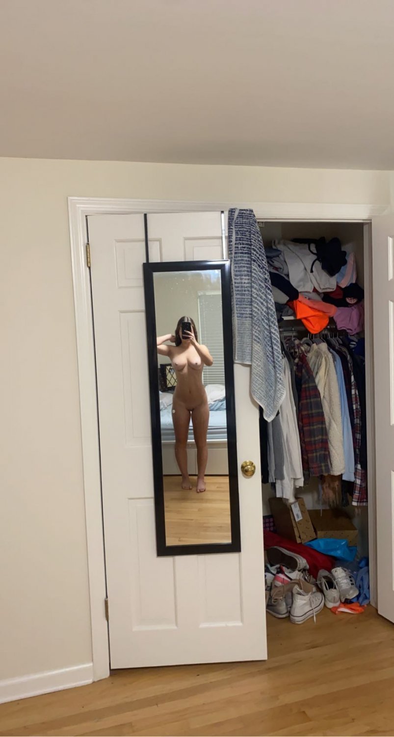 *REAL* Busty College Teen’s LEAKED NUDES & Sextapes! 🤤 #nZX0qbv7