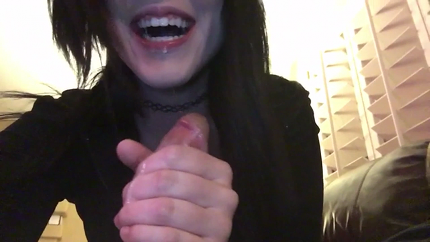 Guy Cums in Babes Mouth without Warning #O3vnKHoZ