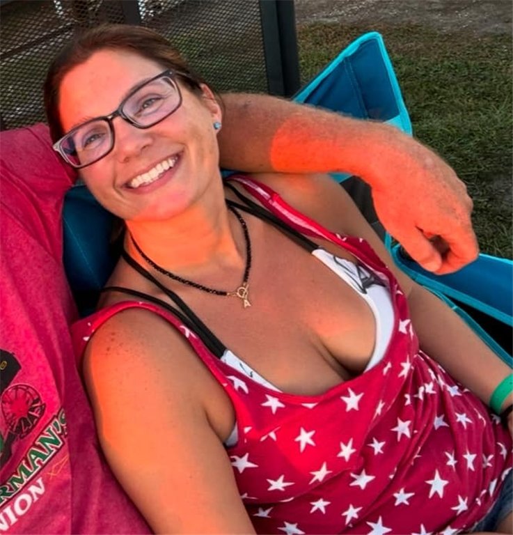 Sexy Milf Sara #OepO5X4z