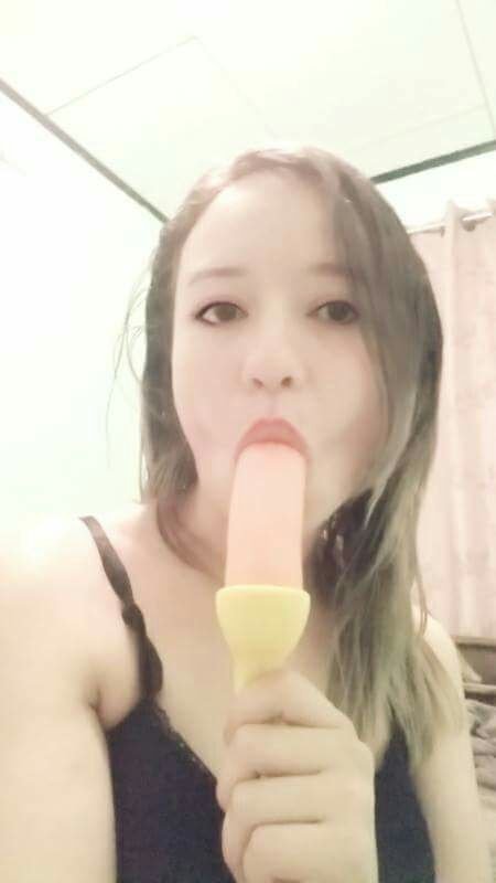 Laura skinny #oHun5QJR