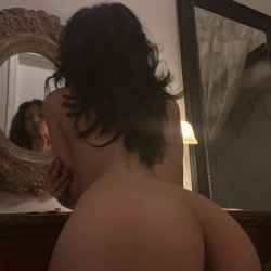 Latina Makes Use Of Her Pretty Holes 🍦🥛