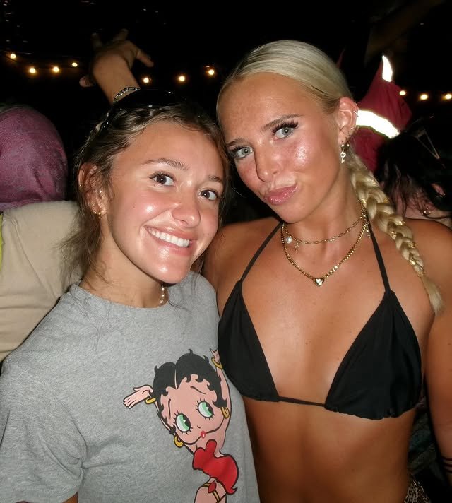 Sexy petite college teen Leah #ojQwo4Rk