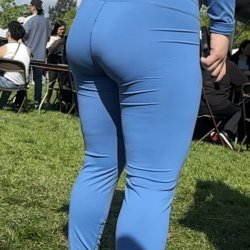 Candid Asian booty in blue