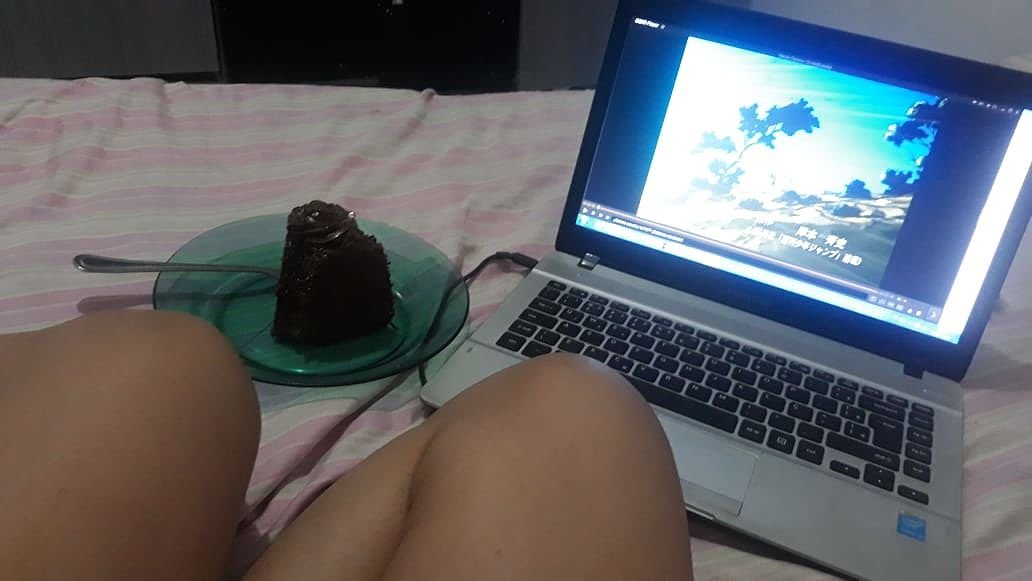 Comeu a magrinha de casa e a peituda #oKPOXqT9