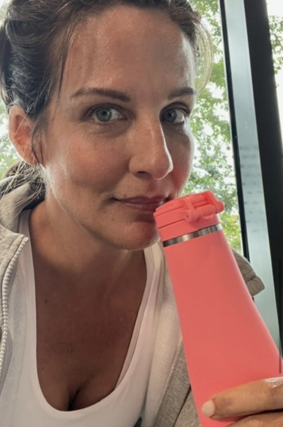 Soccer Mom, 41, getting stranger cock and first BBC while hubby away. #oN6njY6F