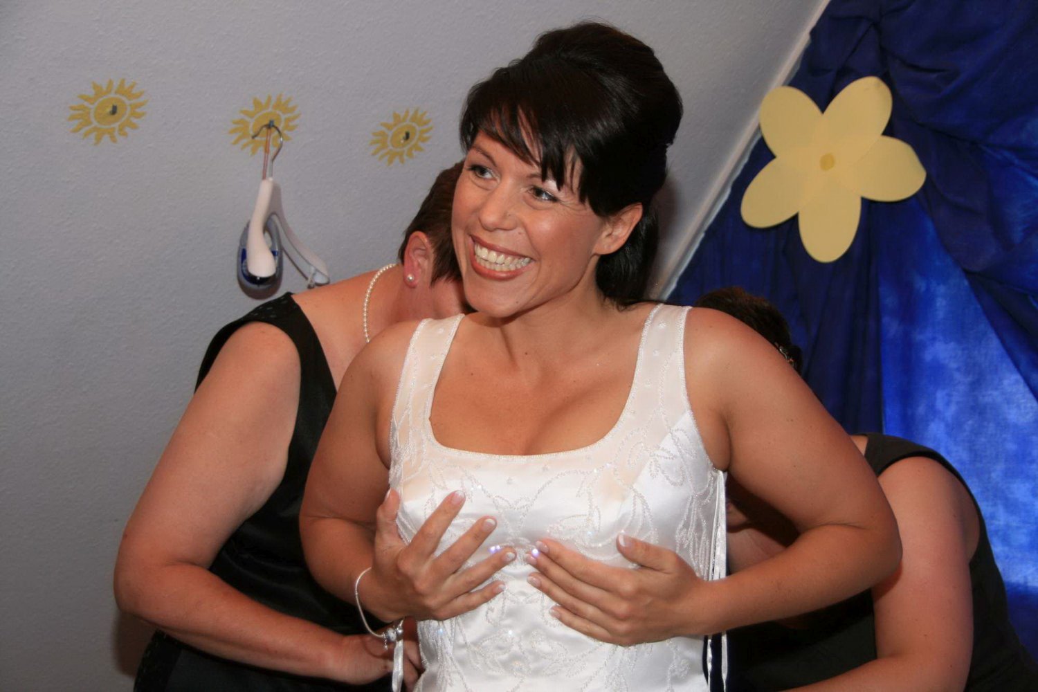 Tina - Loves Posing - Clothed & Naked. #OodxvsZp