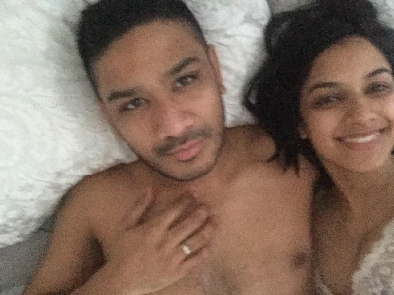 Honeymoon Arab couple FuLL album + videos leaks .. ➡️ downlod free :- #OPAca2l3
