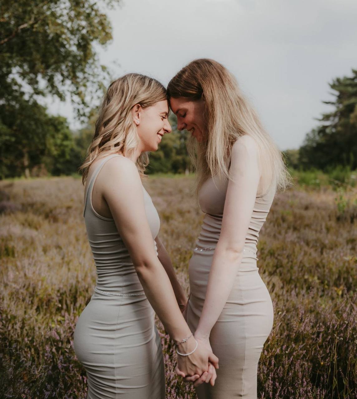 opkiwvxj-1 Sisters waiting for dick #oPKiwvxj