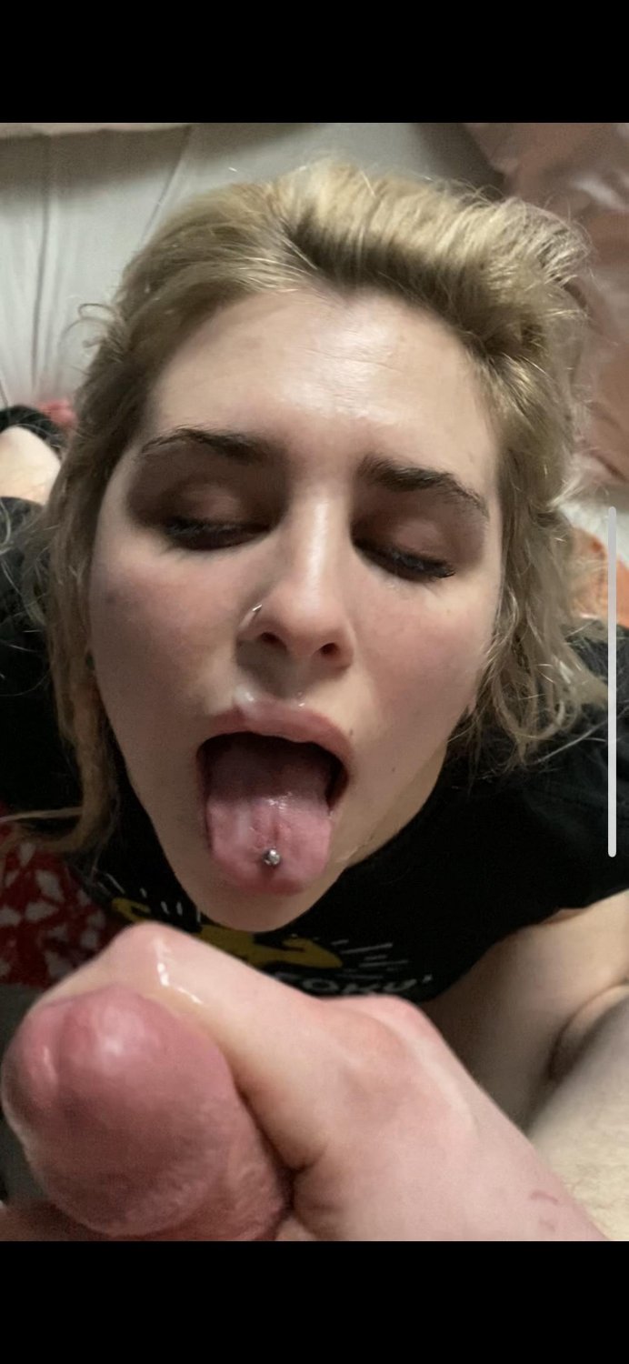 Save this dumb blonde Webslut #oSgTet7z
