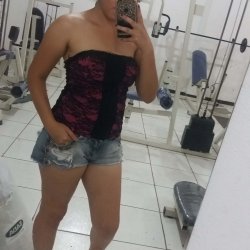 Morena lésbica. Um desperdício