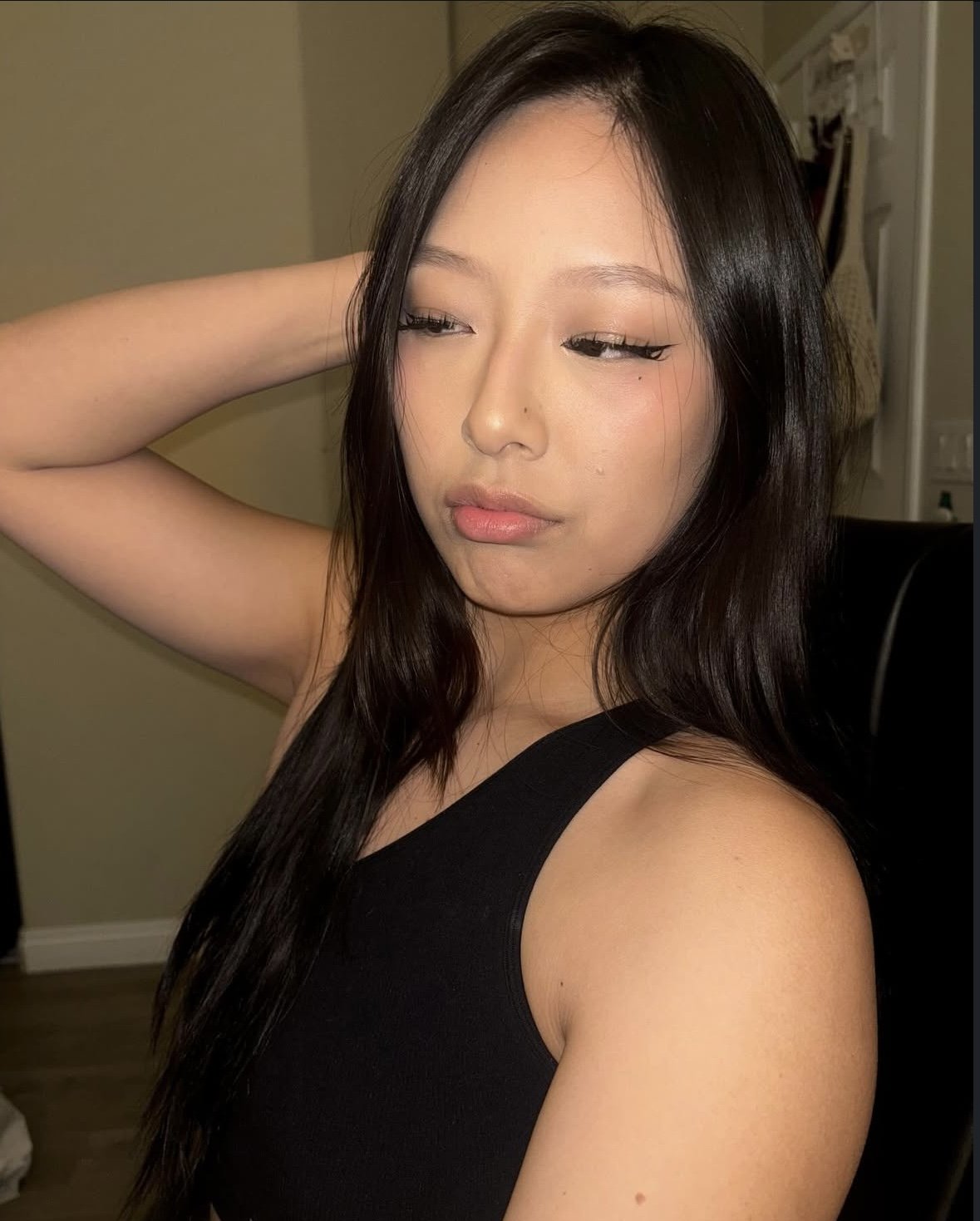 Sexy ABG college teen Hillary #Oy1en3Bc
