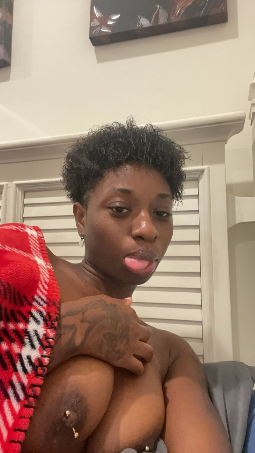 Dark Skin Tomboy Short Hair Baddie #P56jcT5y