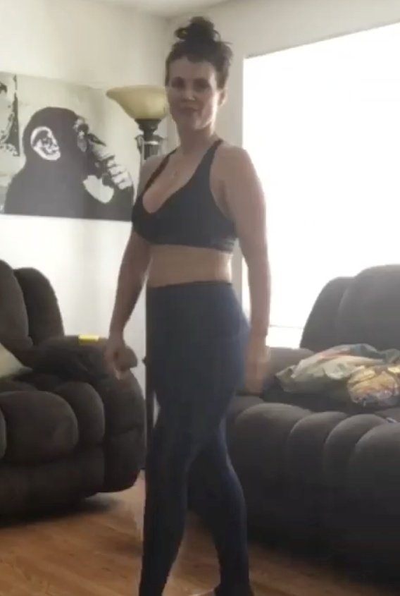 peaxlieb Best Friends mom in sports bras and yoga pants #PeAxLiEB
